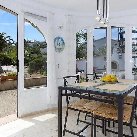 Villa Bach *